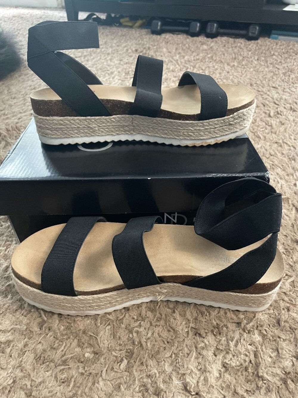 New Directions ladies sandals